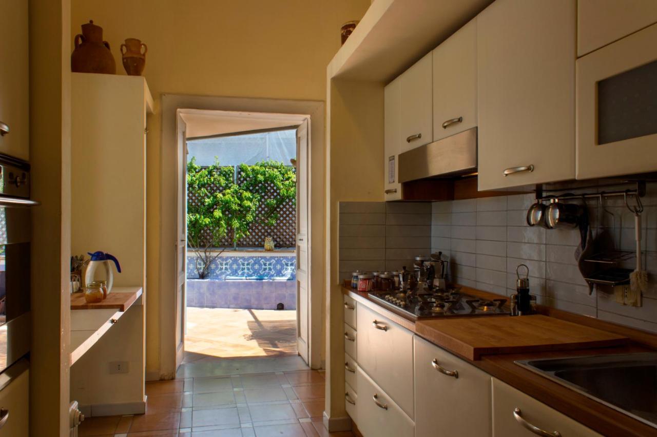Dimora Dei Giganti Apartment ナポリ エクステリア 写真